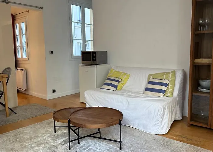 Haut-marais Joli Appartement. * Paris